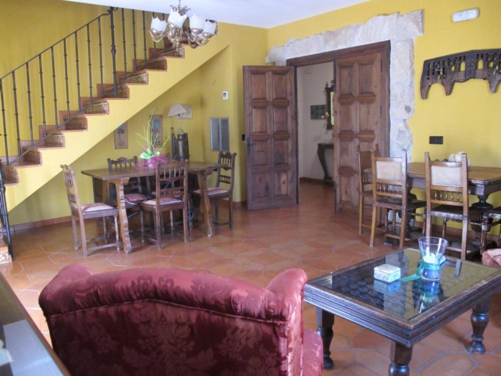 Casa Rural Cuatro De Oros Санта-Крус-де-ла-Сарса Экстерьер фото